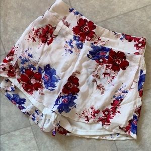Charlotte Russe Shorts 🌟Like New🌟